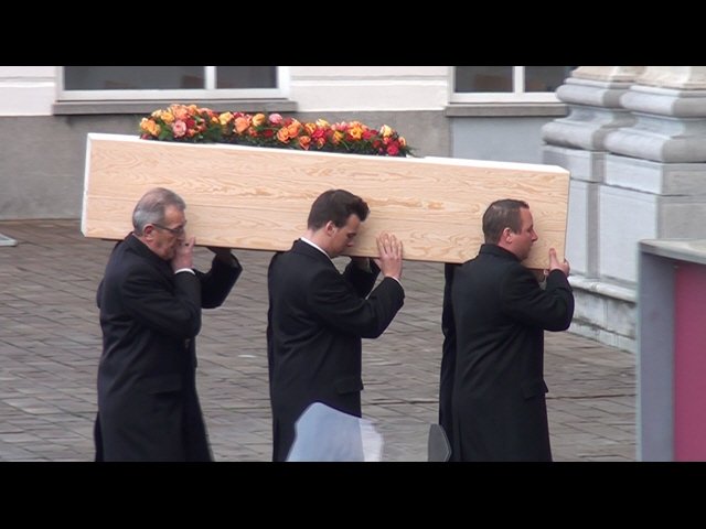 VOS CENAZE YENİ FOTO-1