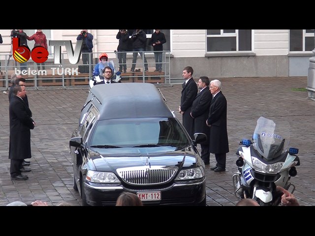 VOS CENAZE YENİ FOTO- 6