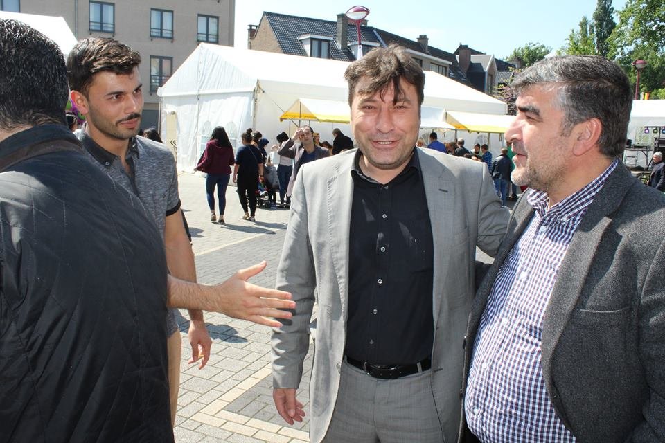 11271921_844903105547290_1162676652_n