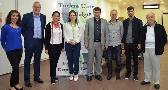 Gent Turkse Unie Yaşlıların Bakımıyla İlgili Bilgilendirme Toplantısı Düzenledi