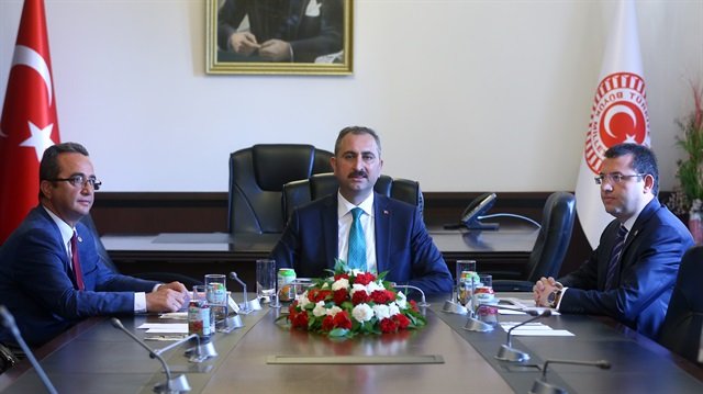 ANAYASA DEĞİŞİKLİĞİ ÇALIŞMALARININ TAMAMLANDIĞI AÇIKLANDI