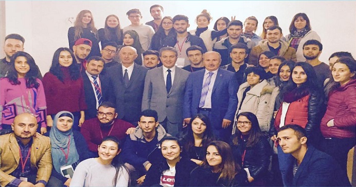 Bakü’den Gelen Türk Öğrenciler Başkan Emir Kır’ı Ziyaret Ettiler