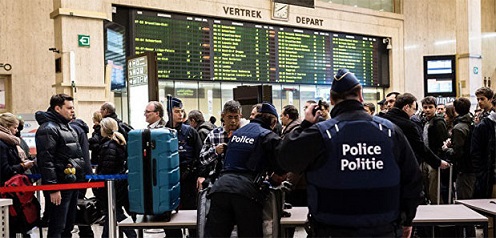 Brüksel Havalimanı’nda Yunan Yolcuların Aranmasına Tepki