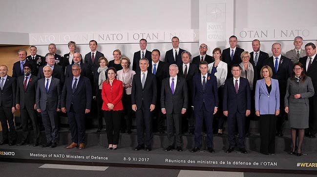 Yeni Karargahta İlk NATO Savunma Bakanları Toplantısı