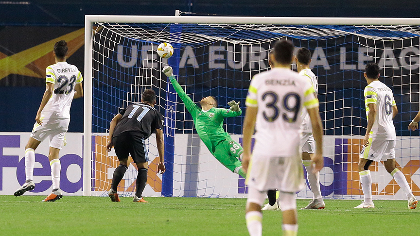 Fenerbahçe, Zagreb’te Darmadağın Oldu!