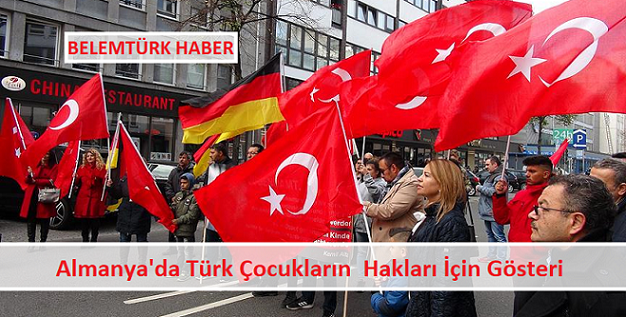 Almanya’da Türk çocukların hakları için gösteri