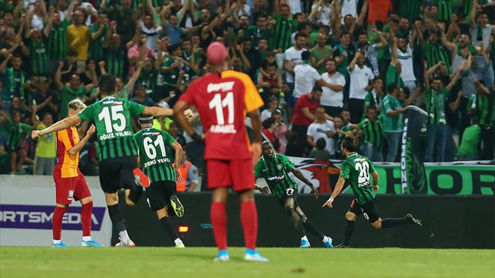 Süper Lig Denizlispor’un galibiyetiyle başladı