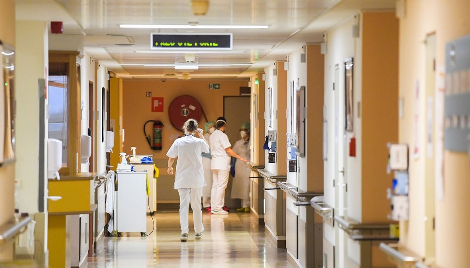 Belçika’da alınan tedbirlerden sonra Kovid-19 vakaları düşüyor.