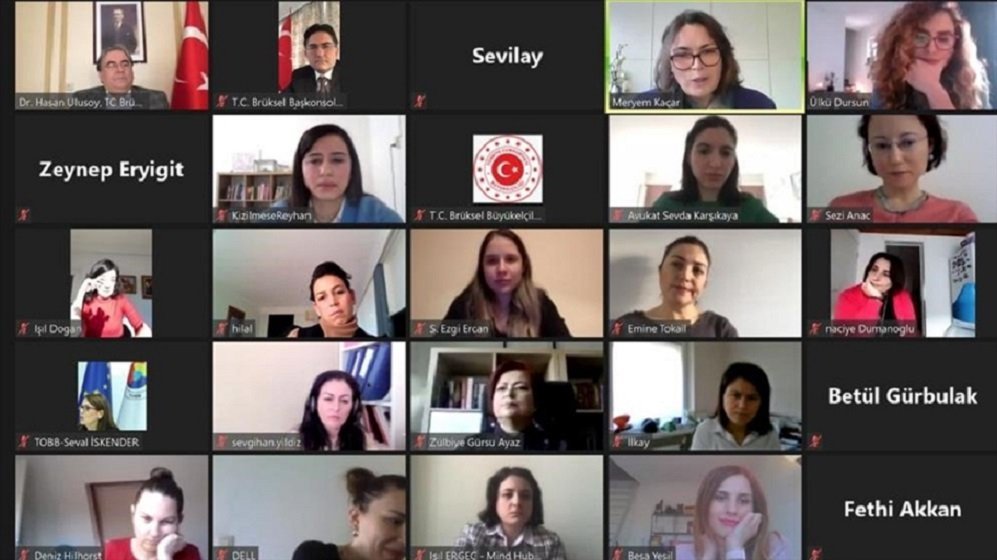 Belçika’daki Türk kadınlar iş hayatındaki deneyimlerini paylaştı