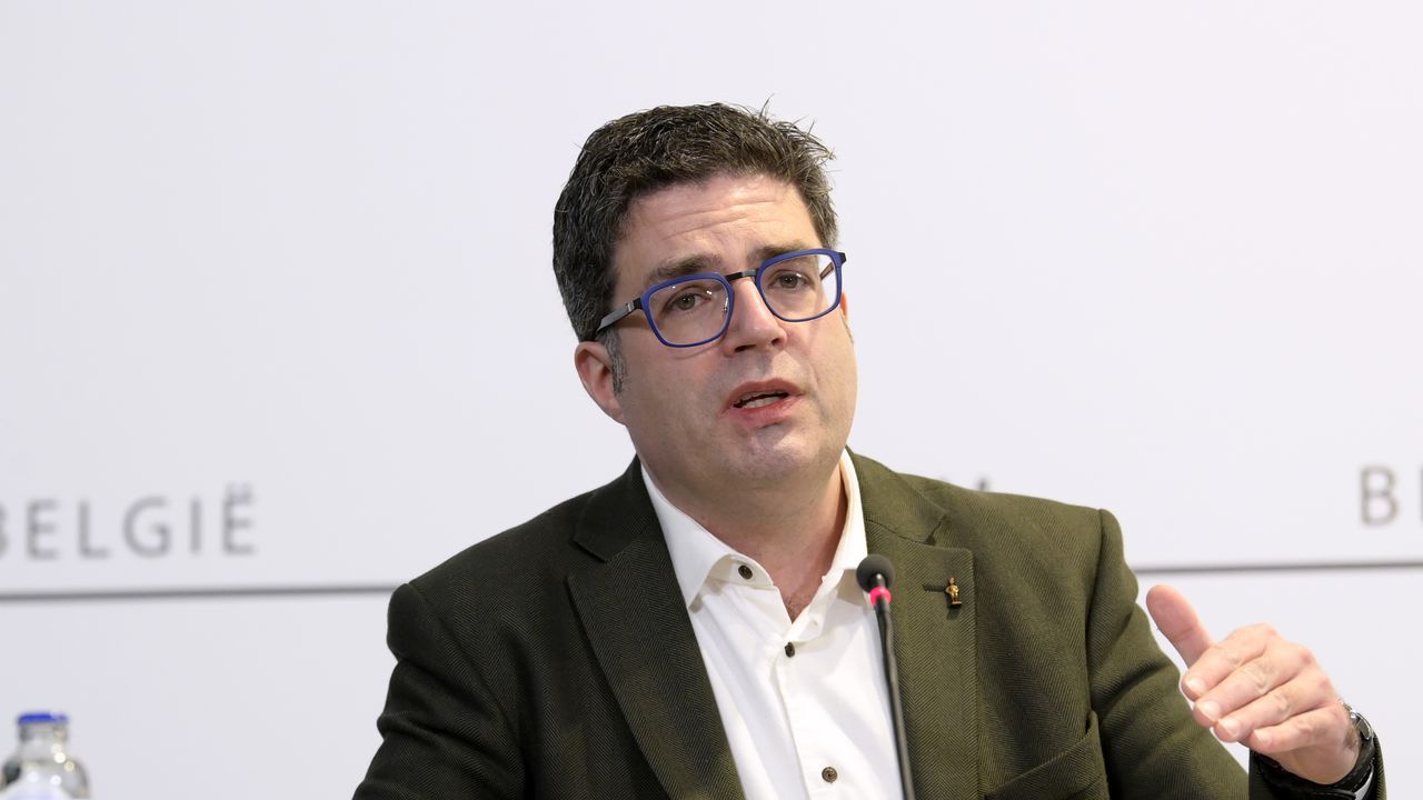 Belçikalı Virolog Gucht, “Haziran ayı sonuna kadar renk haritasında  yeşile geçebiliriz”