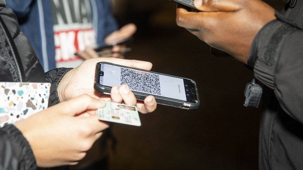 Brüksel’de sosyal hayat artık yalnızca “Güvenli Kovid Belgesi” ile mümkün olacak