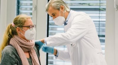 Almanya’da sağlık bakanlarından ‘eczanelerde aşı yapılsın’ talebi