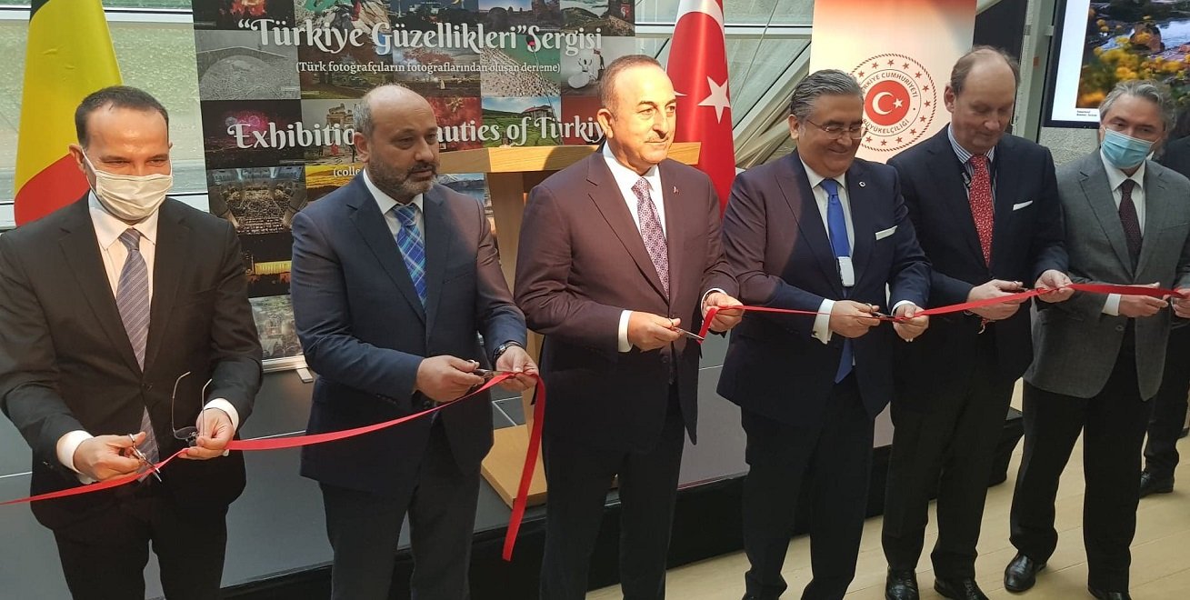 Bakan Çavuşoğlu, Brüksel’de “Türkiye Güzellikleri” fotoğraf sergisinin açılışına katıldı