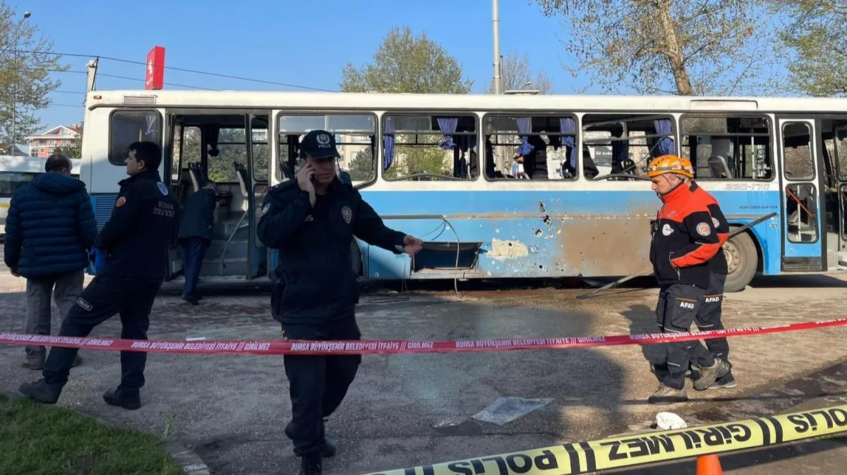 Bursa’da servis aracına bombalı tuzak : 1 ölü 4 yaralı