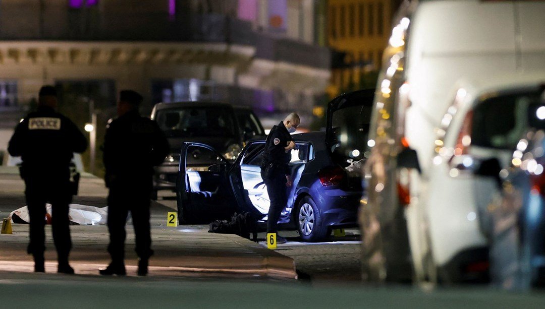 Fransız polisi ‘dur’ ihtarına uymayan araca ateş açtı: 2 ölü