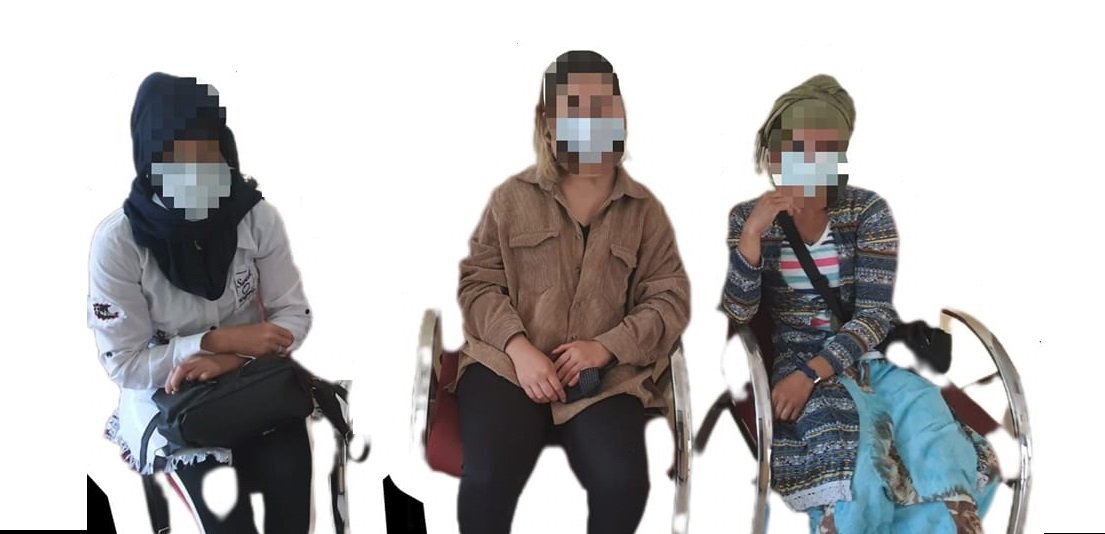 Emirdağ’da hırsızlıktan sabıkalı 3 kadın boş evleri tespit ederken yakalandılar