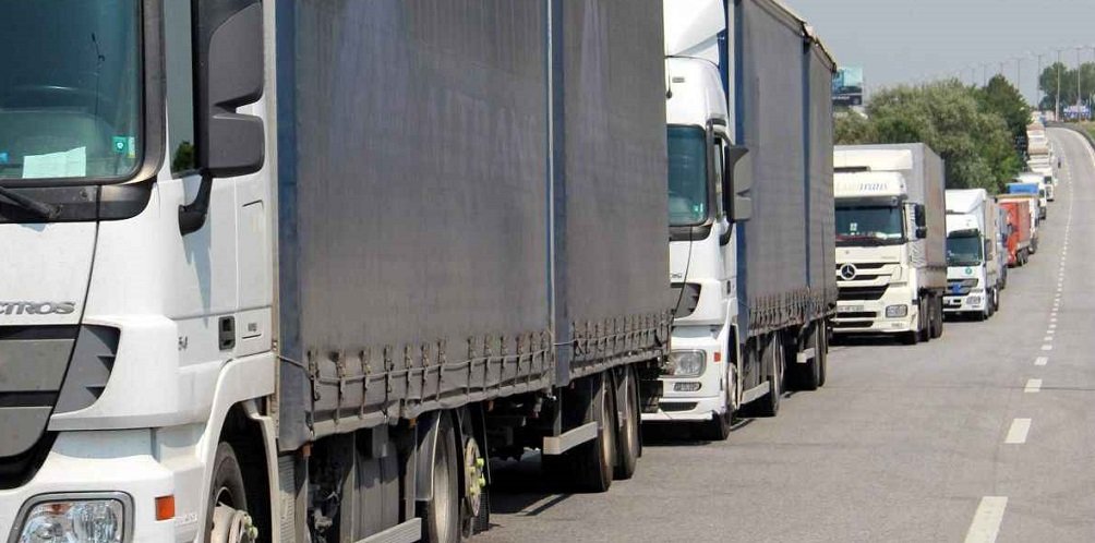 Bulgaristan’daki yolsuzluk operasyonu, TIR şoförlerini vurdu