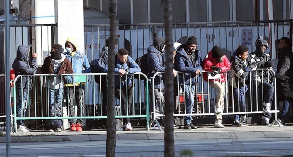 Belçika’da mahkeme hükümetin sığınmacıların barınma hakkını bilerek çiğnediğine hükmetti