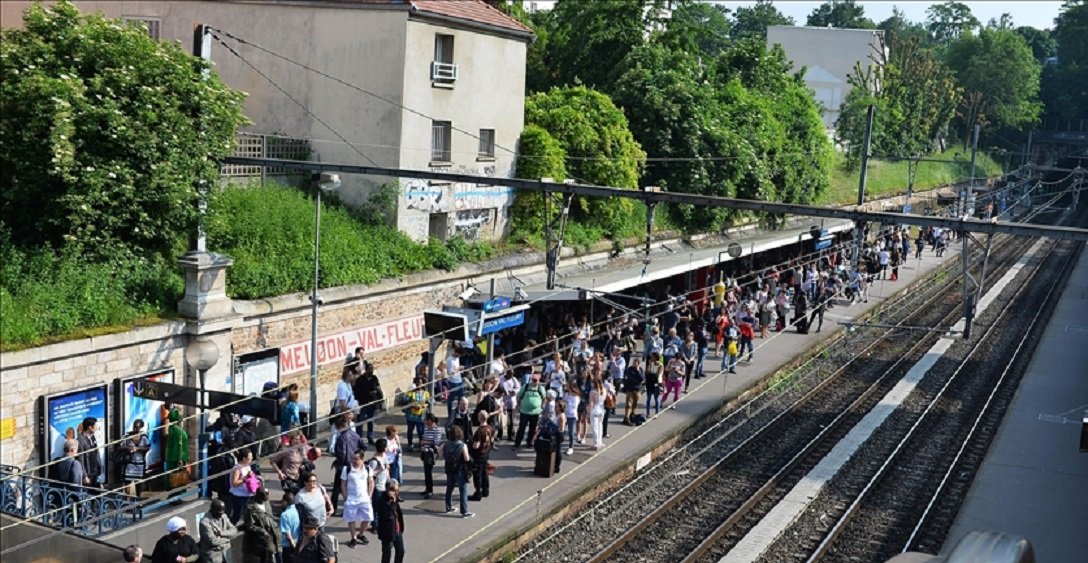 Avrupa’da hayat pahalılığı nedeniyle grev dalgası yayılıyor