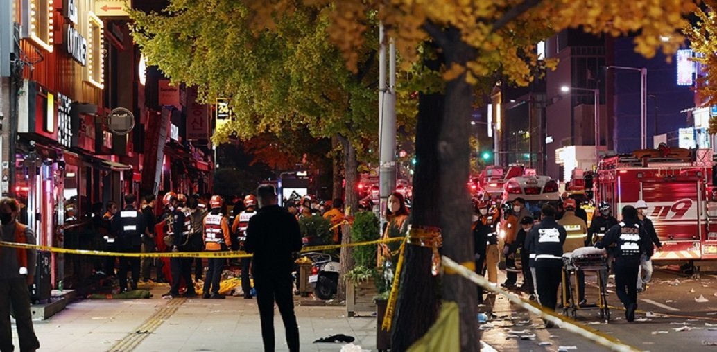 Güney Kore’de Cadılar Bayramı kutlamalarındaki izdihamda 146 kişi öldü