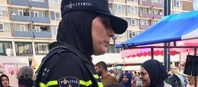 Hollanda'da polis memurlarının başörtüsü takabilmesi önerisi