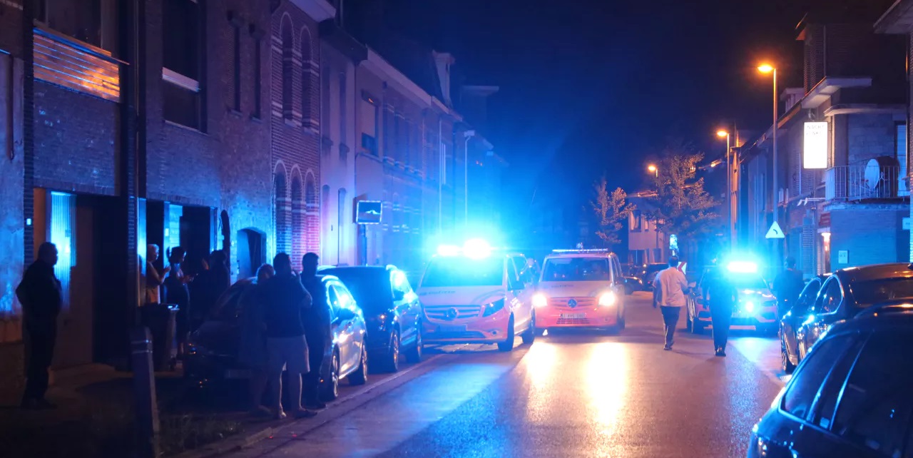 Belçika’da Türk aile evlerine giren iki hırsızı hastanelik etti