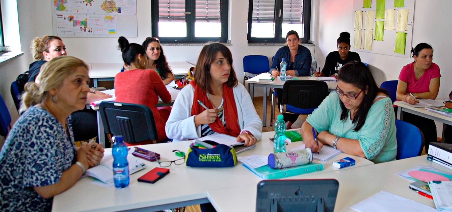 Belçika Anayasa Mahkemesi, ülkeye yeni gelenler için dil sınavı ücretini “ayrımcı” bulduğu için kaldırdı