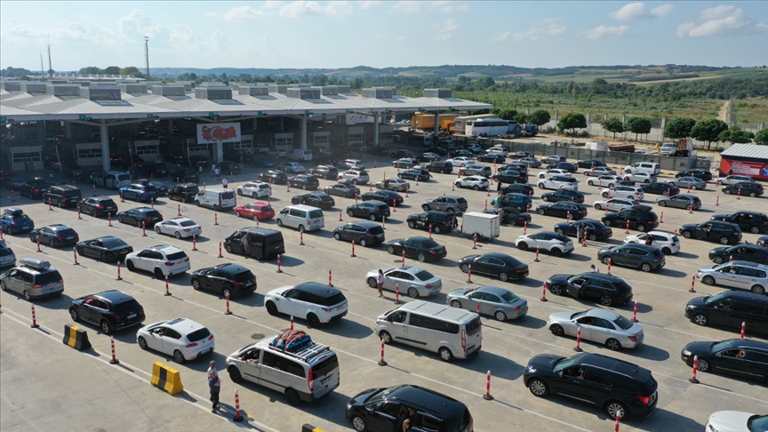 Gurbetçi sezonunun başladığı 1 Haziran’dan bu yana 400 bin kişi geldi