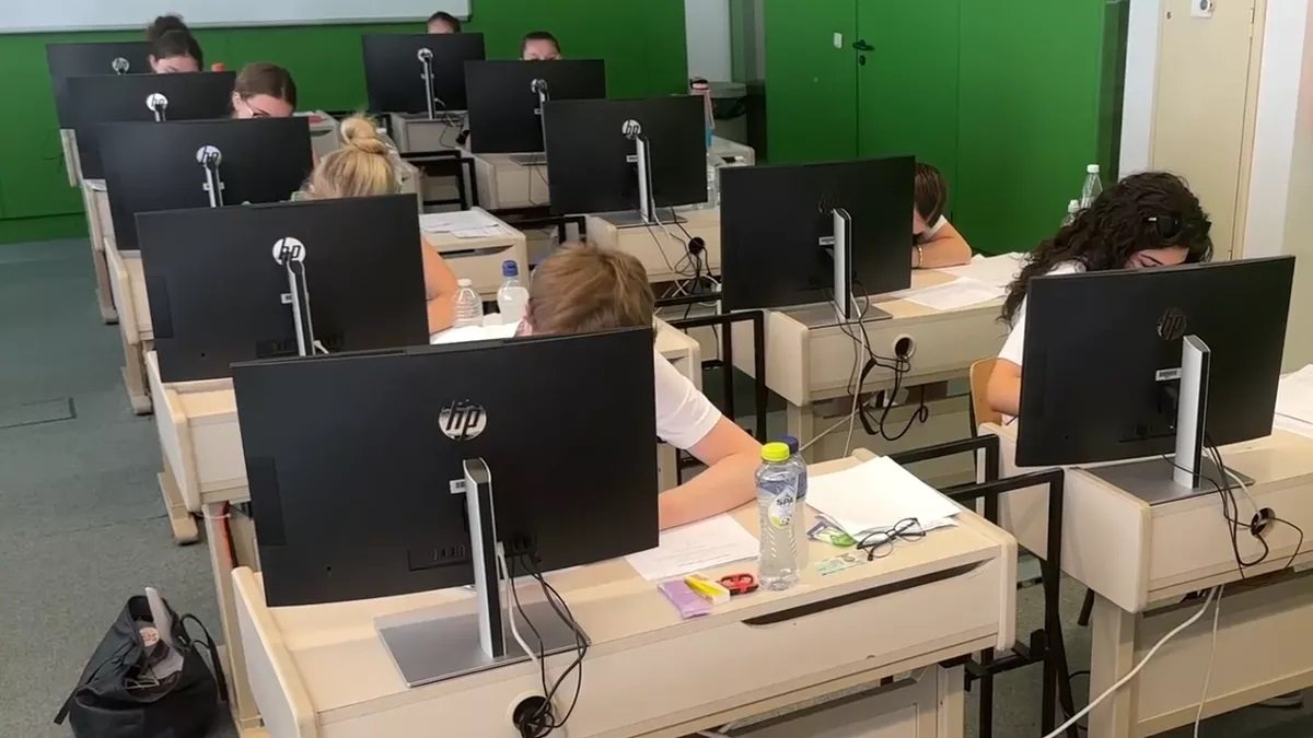 Belçika’da Tıp Fakültesi giriş sınavında kopya çekmek için ChatGPT kullanan 3 öğrenci yakalandı