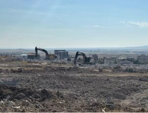 Emirdağ’da 3. etap TOKİ konutları için ilk kazma vuruldu