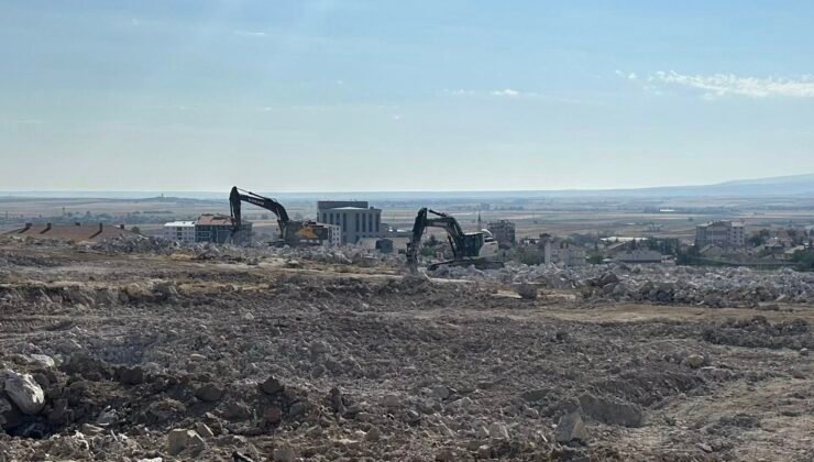 Emirdağ’da 3. etap TOKİ konutları için ilk kazma vuruldu