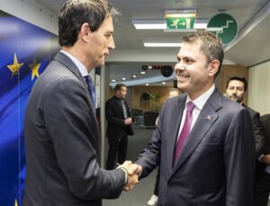 Brüksel’de Bakan Kurum’dan “AB-Türkiye arası işbirliği” vurgusu