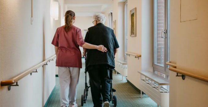 Bakım sertifikasına sahip Gent’e yeni gelenlere çalışma izni kolaylığı