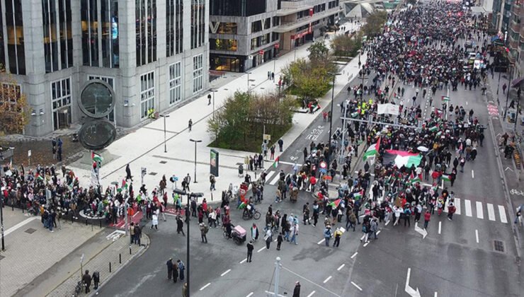 Belçika’da binlerce kişi Gazze’ye destek gösterisi düzenledi