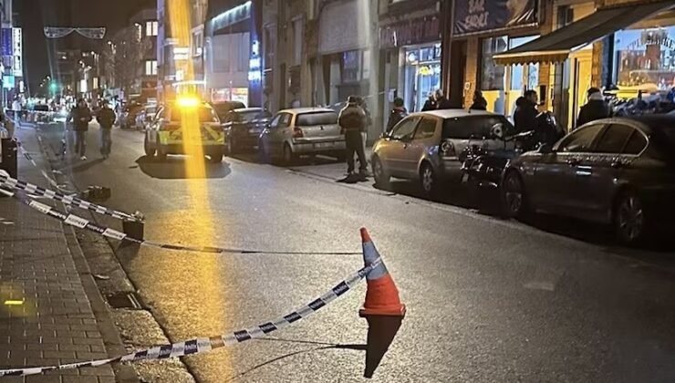 Gent Wondelgemstraat’ta dün akşam 4 kişinin karıştığı kavgada 2 kişi yaralandı, 1 kişi hastaneye kaldırıldı