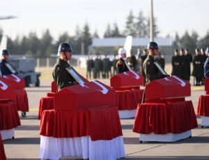 Şehitlerimizi uğurluyoruz