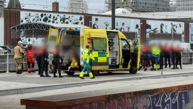 Brüksel’de bir polis müfettişi kadını kurtarmak için su kanalına atladı