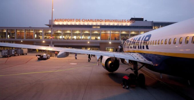 Belçika hükümetinin vergileri iki katına çıkarması nedeniyle Ryanair, 1 milyon koltuk azaltıyor