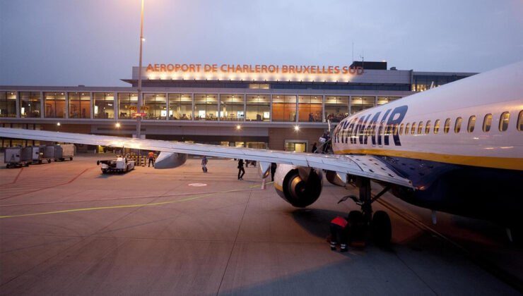 Belçika hükümetinin vergileri iki katına çıkarması nedeniyle Ryanair, 1 milyon koltuk azaltıyor