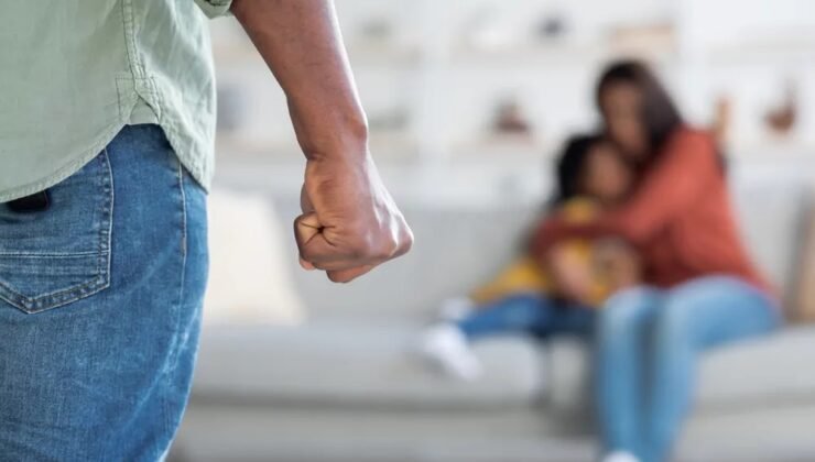 Belçika’da aile içi şiddet uygulayanlara verilen geçici uzaklaştırma kararları giderek artıyor