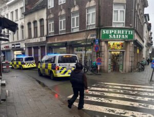 Belçika’da sokakta baygın halde bulunan yirmili yaşlarındaki genç hastanede hayatını kaybetti