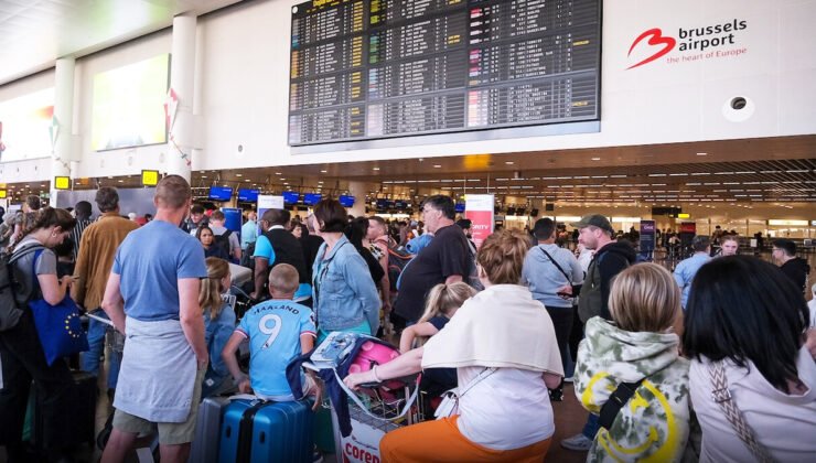 Brüksel Havalimanı’nda Noel tatili yoğunluğu yaşanıyor