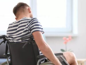 Belçika hükümeti, yalnız yaşayan engelli bireylere yönelik yardımları artırıyor