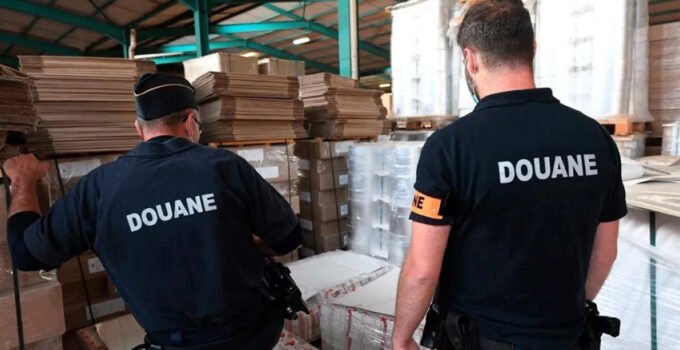 Fransa polisi, Bulgaristan, italya ve Fransa üzerinden Belçika’ya tütün kaçakçılığı yapan şebekeyi çökertti