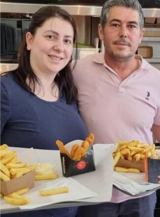 Gent'te sarhoş bir müşteri Türk işletmecisi çalışanlarına tükürüp müşterileri taciz etti