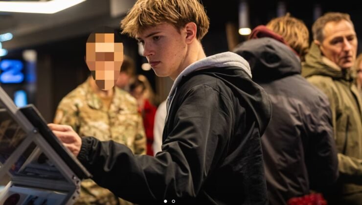 Belçikada, gönüllü askerlik hizmeti için iki saatte 1.700’den fazla kayıt başvurusu yapıldı.