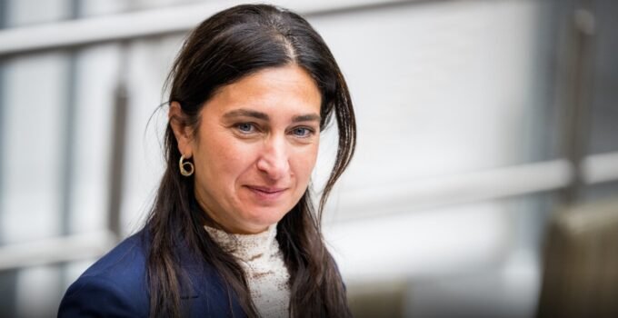 Zuhal Demir’in evine giren hırsız kumbaradaki DNA izleri sayesinde tutuklandı.