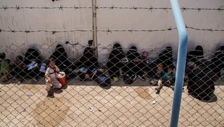 IŞİD terör örgütüne katılmak için Suriye’ye giden kadın, Türkiye’den Belçika’ya dönüşde gözaltına alındı