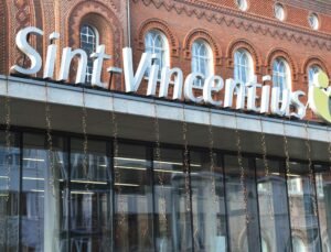 Anvers ZAS Vincentius Hastanesi’nde yaşanan oksijen problemi nedeniyle hastalar başka yere nakledildi