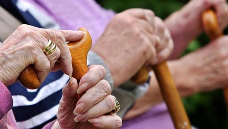 Almanya emeklilik yaşını 70’e yükseltme seçeneğini tartışıyor